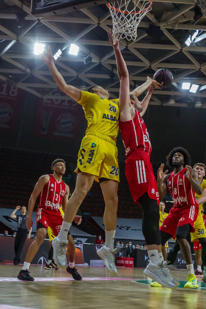 他拽得太久 他拽得太久