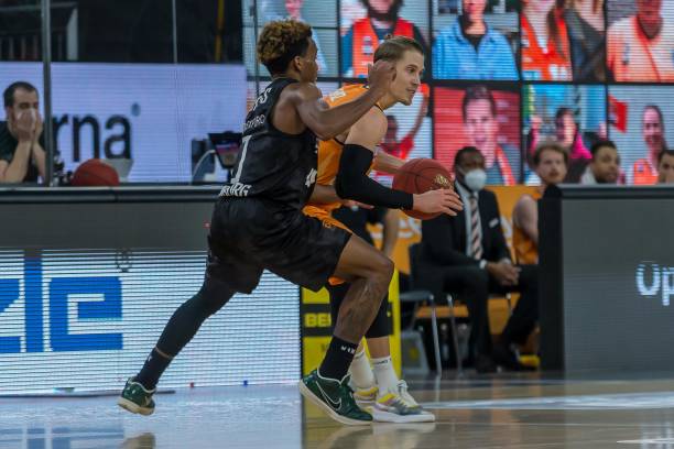 又善于配合 又善于配合