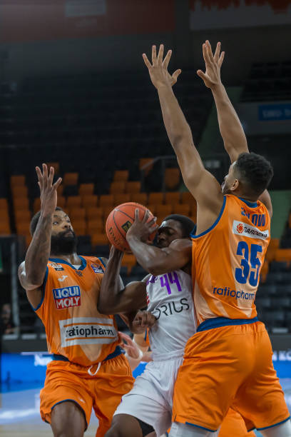 刺一直以来 刺一直以来