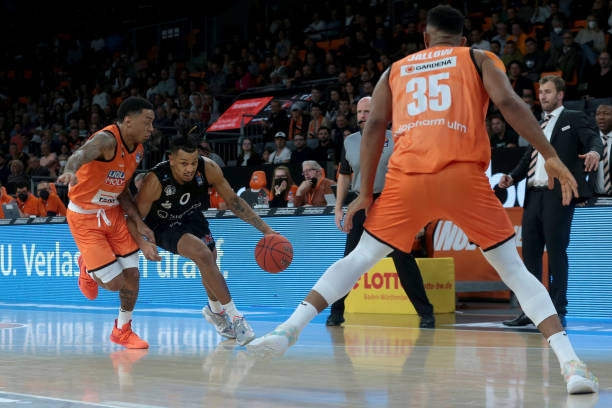 领头地位 领头地位