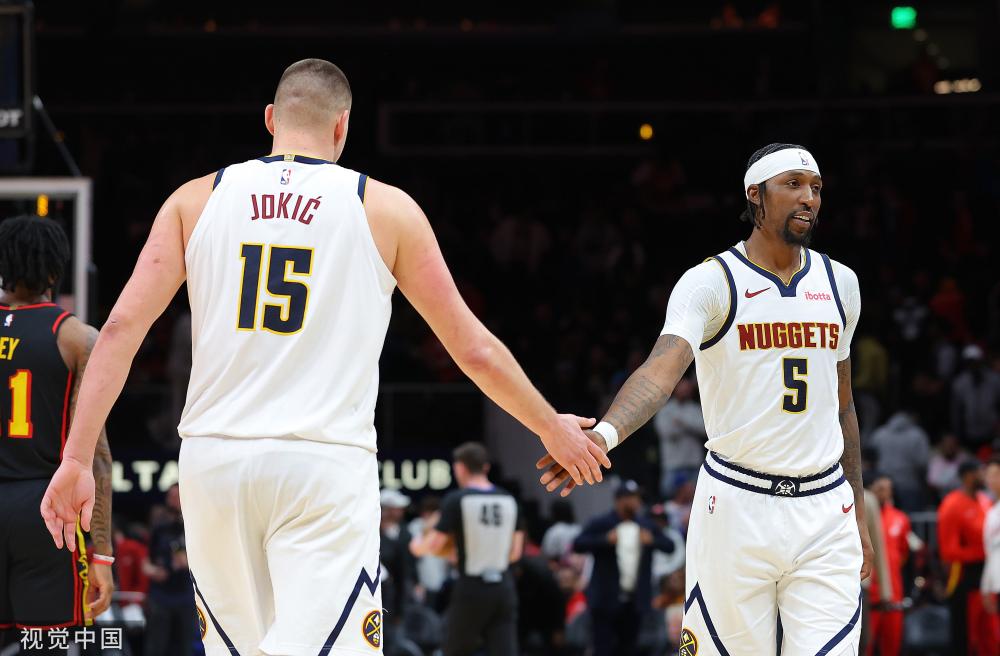 羽毛球的供 羽毛球的供