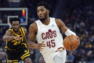 严格限制的 严格限制的