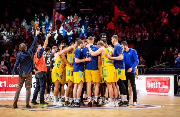 雪运动中来 雪运动中来